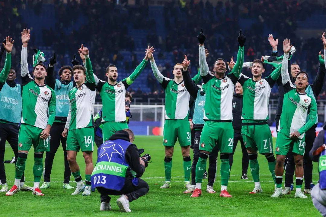 关于AC米兰成功逆转曼城，晋级欧洲比赛四分之一决赛的信息