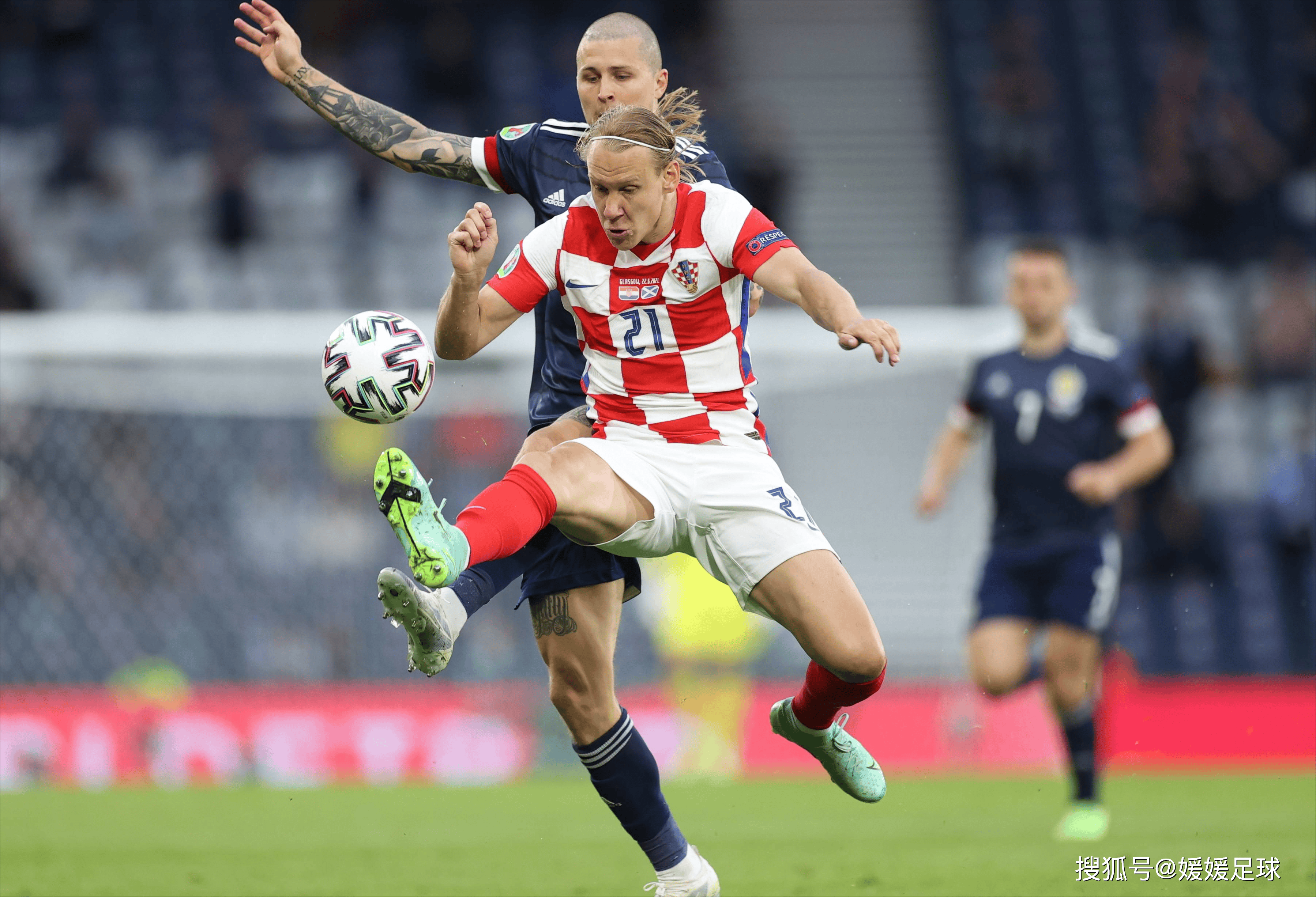 挑战自我！欧洲杯预赛中疯狂的进球表现的简单介绍