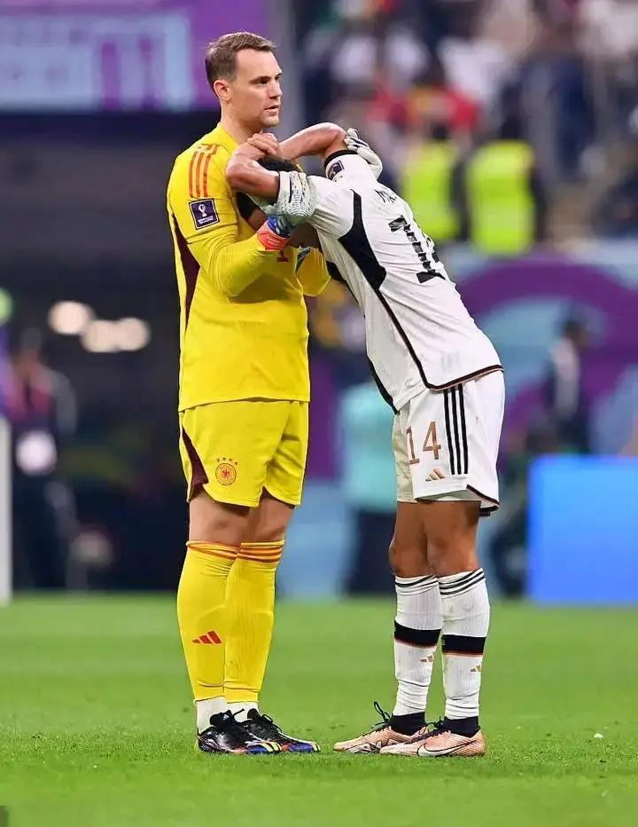 FB体育注册网址-德国队惨遭淘汰，卫冕之路阻挡