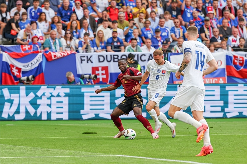 欧洲球队在大赛中取得优异战绩，实力雄厚备受肯定的简单介绍