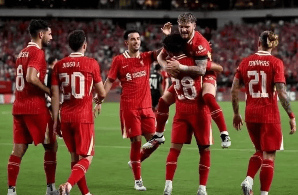 利物浦主场击败富勒姆，守住榜首位置