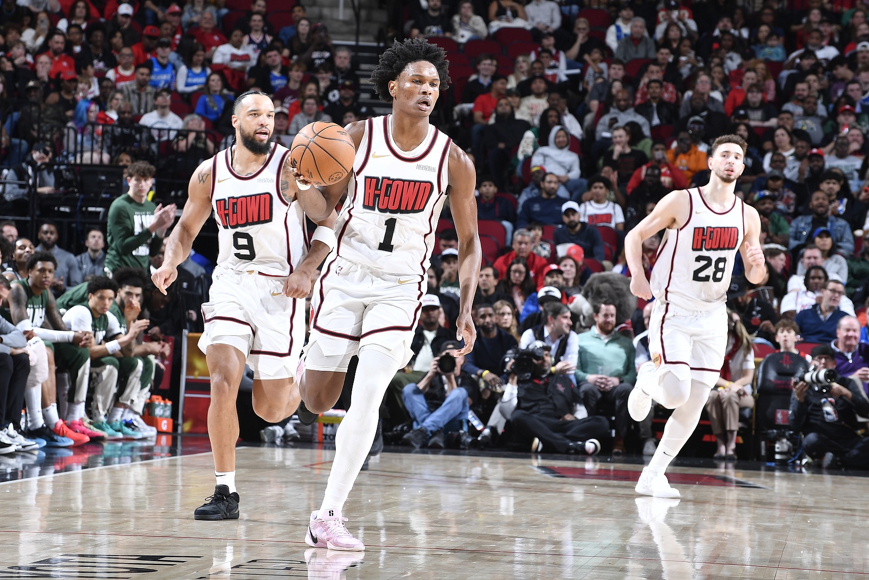 火箭大胜灰熊精彩及时投射护卫厨刀 火箭大胜灰熊精彩及时投射护卫厨刀