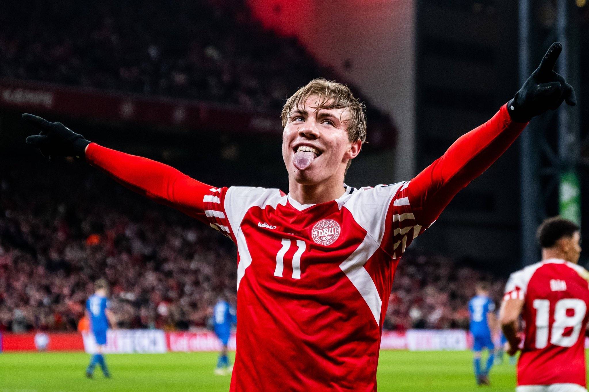 FB体育网页版-哈萨克斯坦队在欧预赛中斩获胜利，战绩稳健