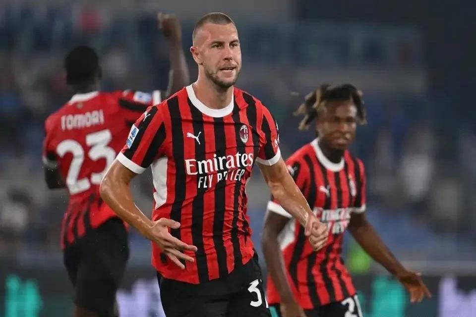 帕尔马战平AC米兰，豪取两连平