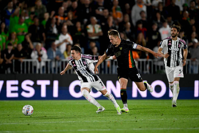 FB体育网页版-尤文图斯逆转马赛，擒下关键胜利