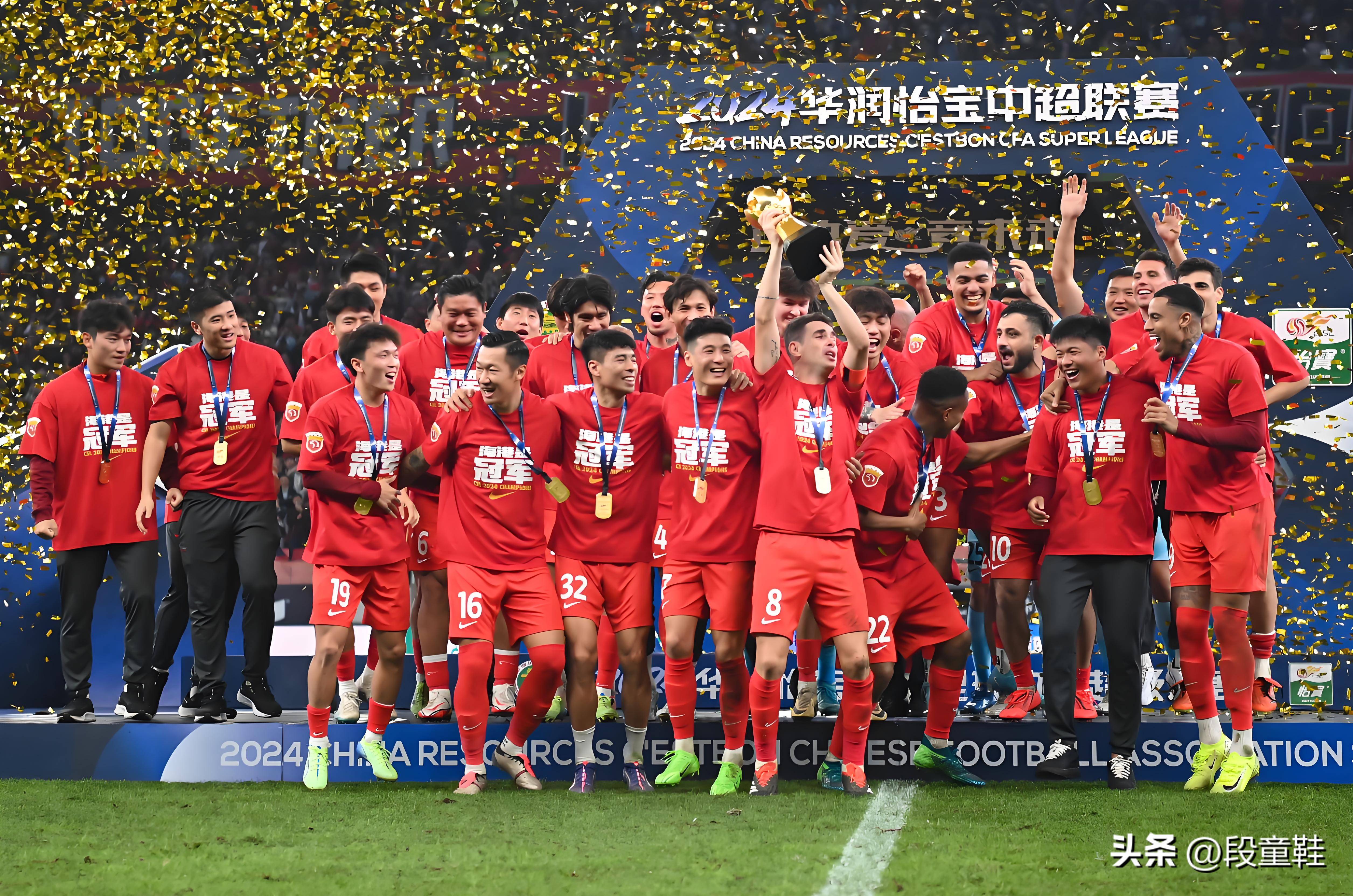 FB体育APP-冠军联赛热闹进行，球迷热情高涨的简单介绍