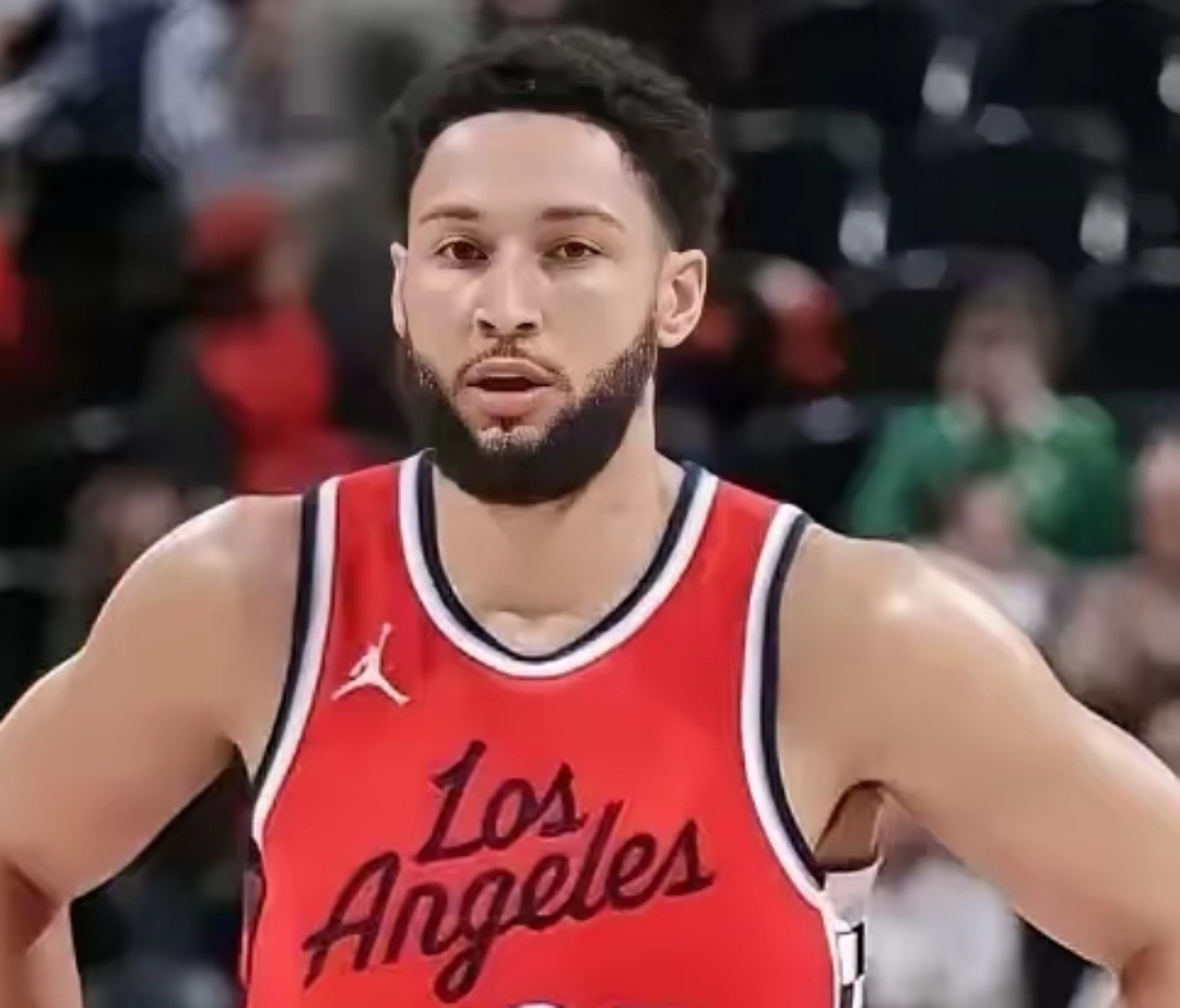 人队后卫西蒙斯因伤缺席下一场比赛，对球队影响巨大