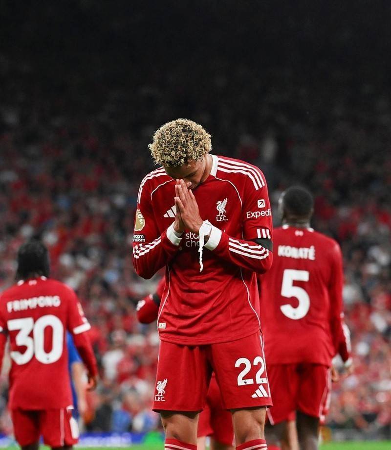 斯旺西客场逆转利物浦，继续保持不败势头