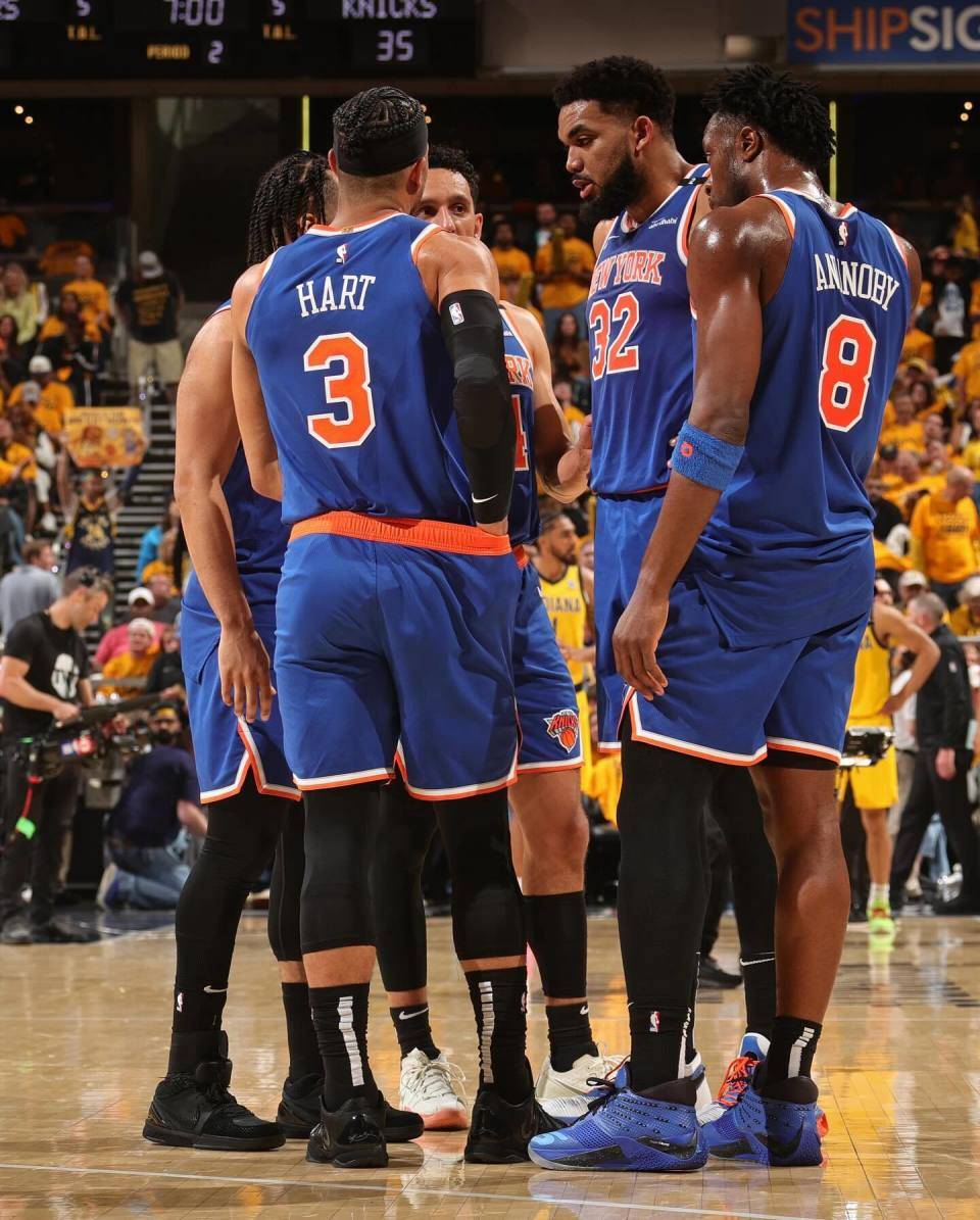 尼克斯客场告捷，兰比德发挥稳定