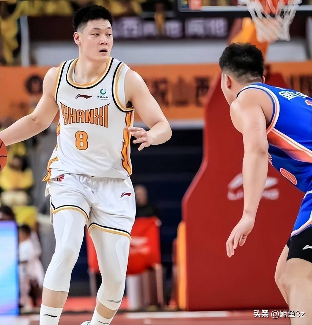 湖南男篮击败山西队，实现逆转获胜