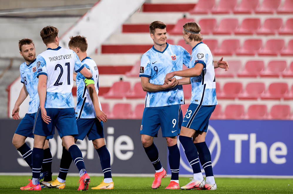 包含奥地利出其不意，欧国联半决赛深耕不息的词条