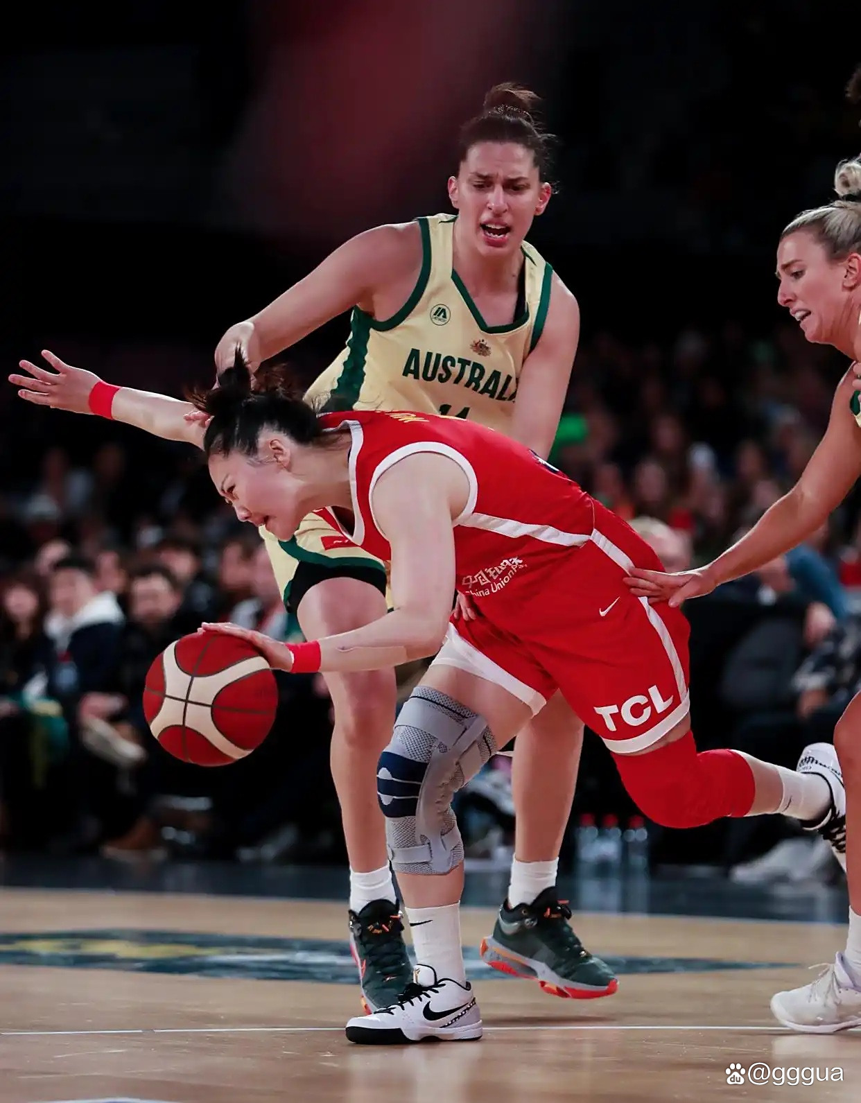 澳大利亚女团体在篮球比赛中夺冠