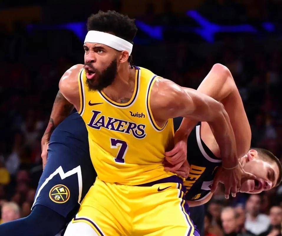 包含活塞阵容调整,教练信心满满的词条 包含活塞阵容调整,教练信心满满的词条