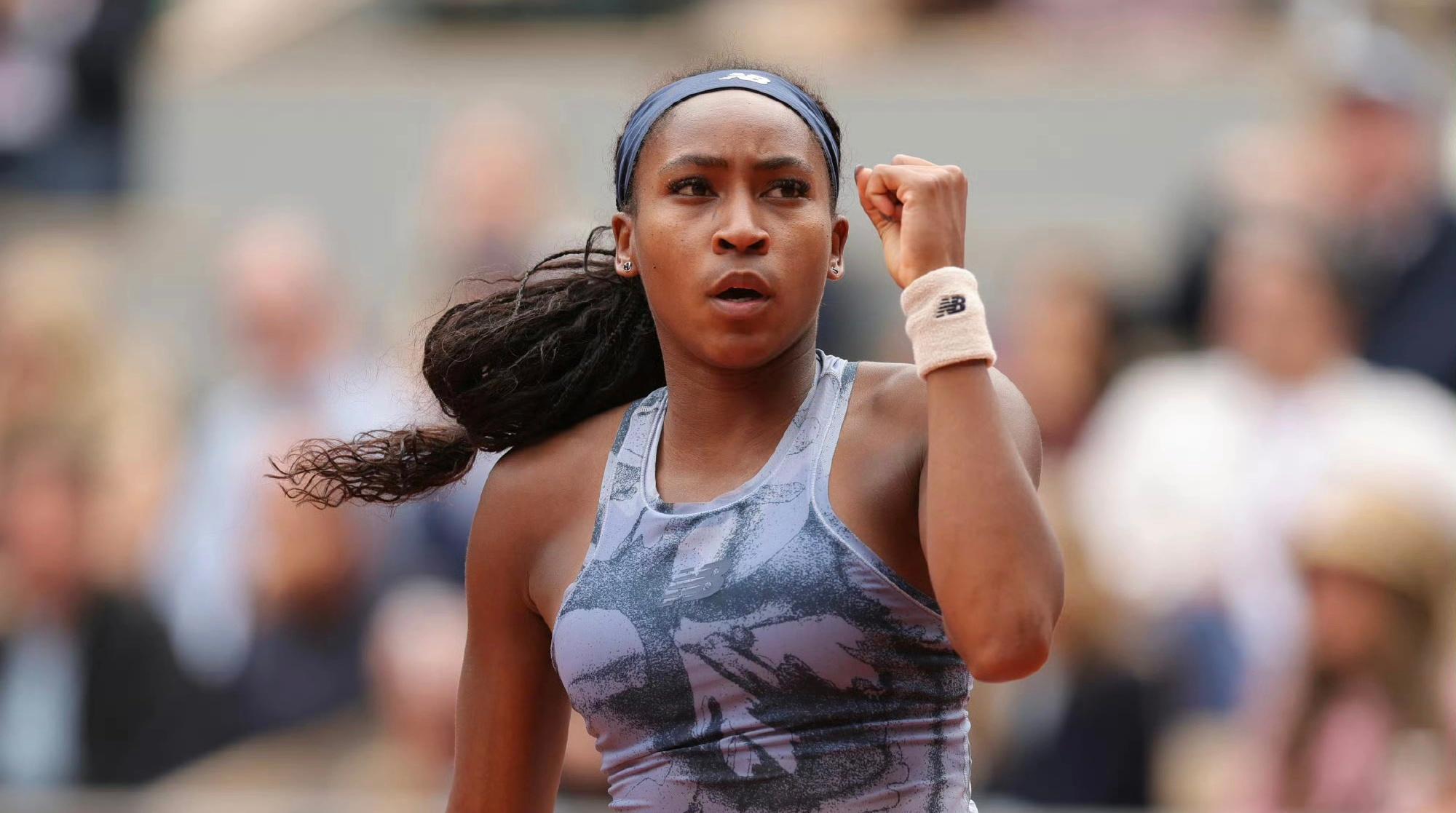 法国运动员绝地翻盘夺得殊荣