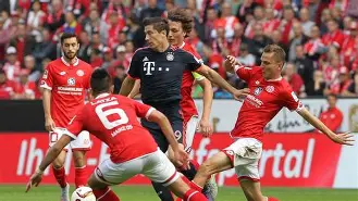 关于美因茨球队迎来关键战役，全队备战齐心协力的信息