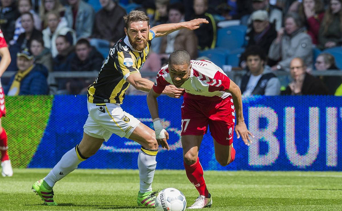 关于埃因霍温客场获得宝贵胜利，冲出降级区域的信息