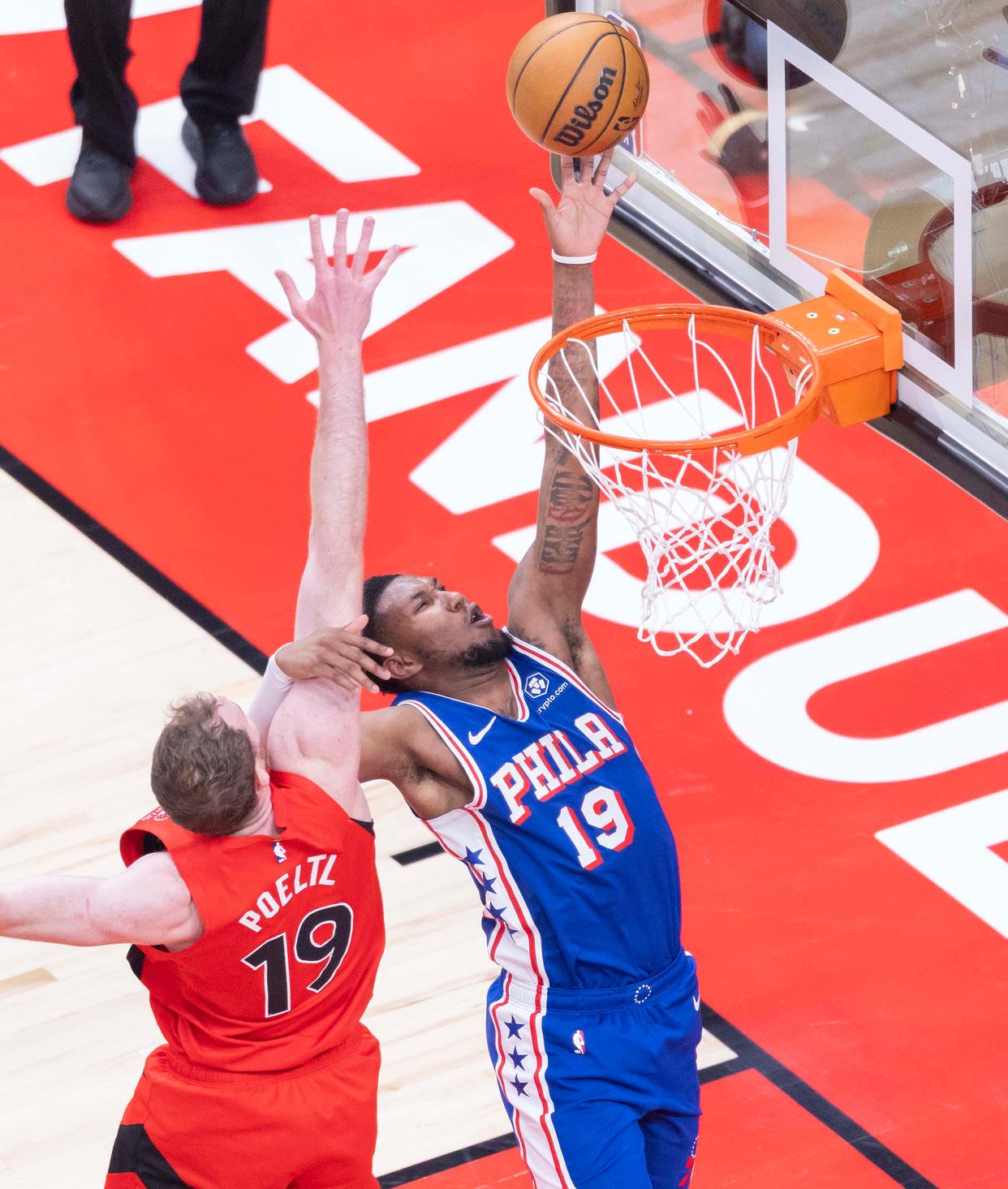 猛龙战胜篮网，东部联盟领先优势扩大的简单介绍