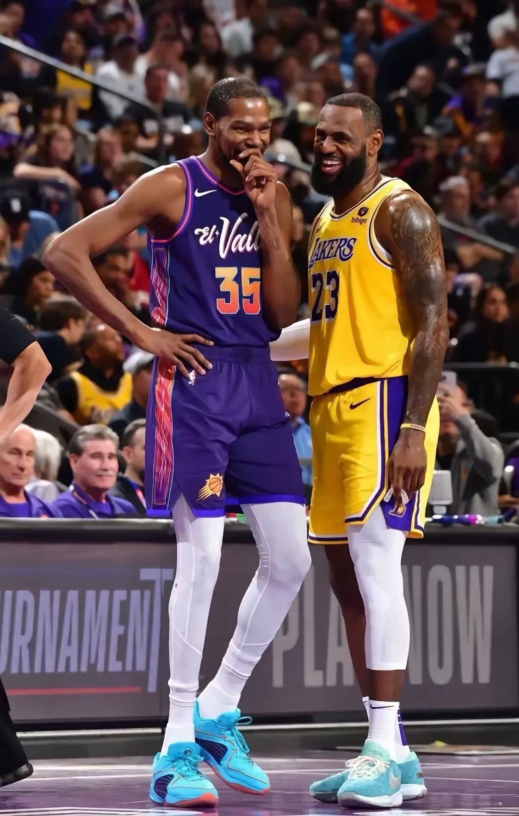 湖人遭小牛逆转：詹姆斯砍下32分敌手逆袭的简单介绍