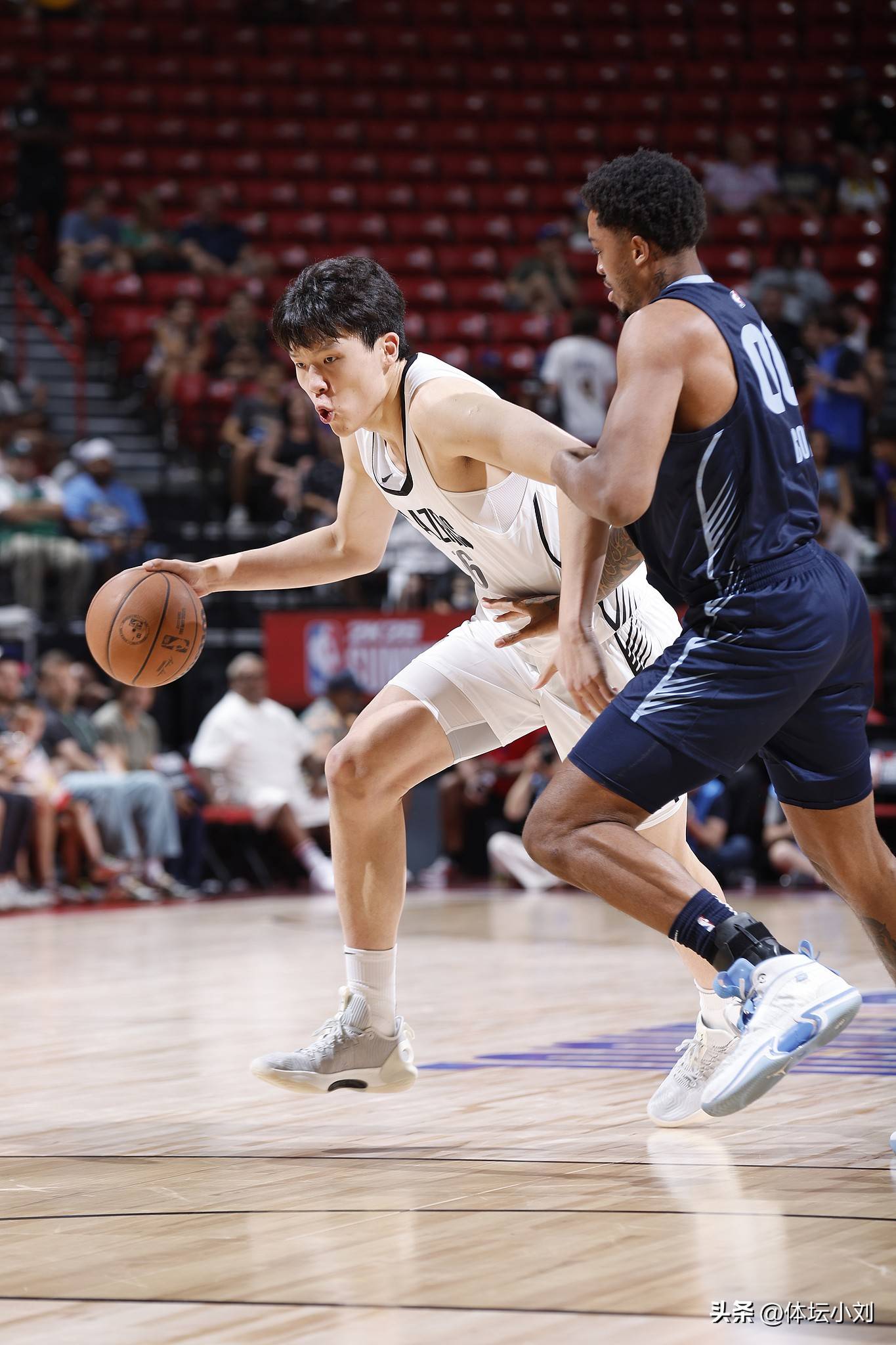 灰熊逆转开拓者，取得关键胜利