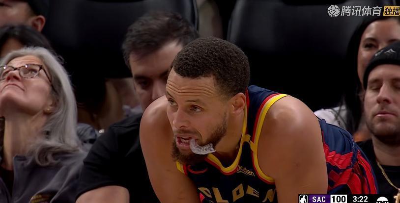 勇士力克奇才，库里再次砍下三分雨