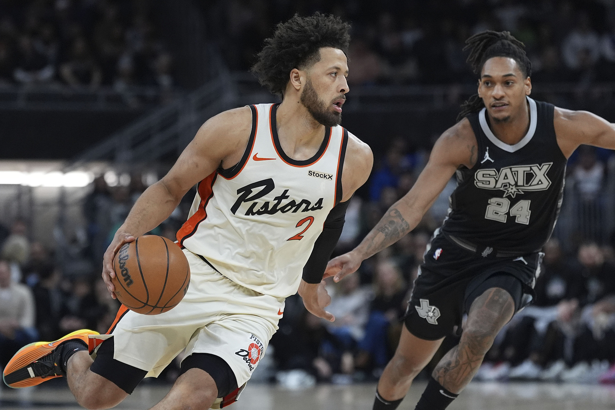 猛龙豪取10连胜，灭热火继续领跑东部