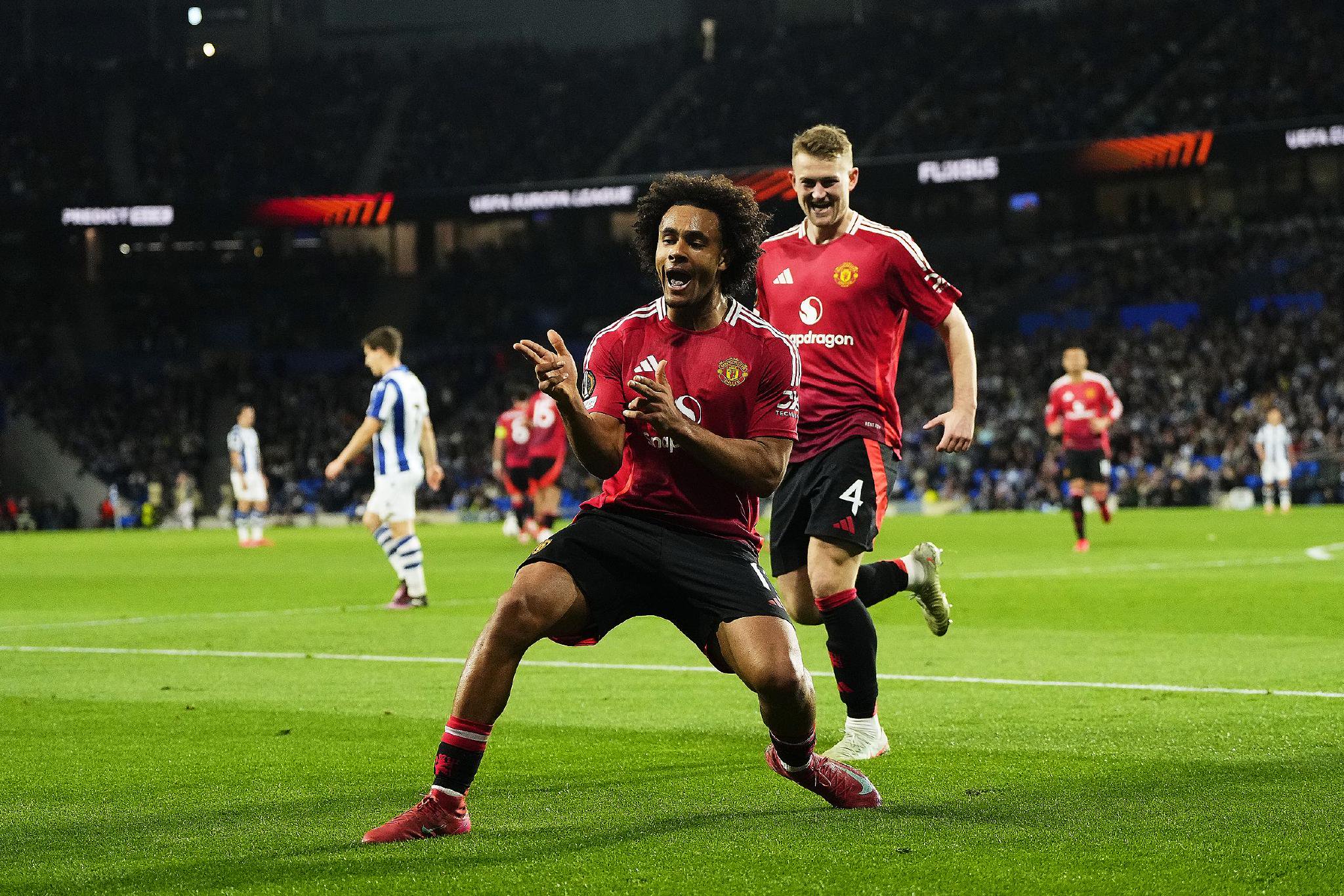 曼联客场战平西汉姆联，联赛七轮不胜