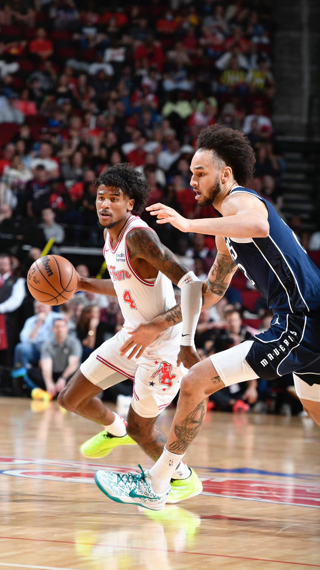 火箭客场战胜活塞，取得六连胜